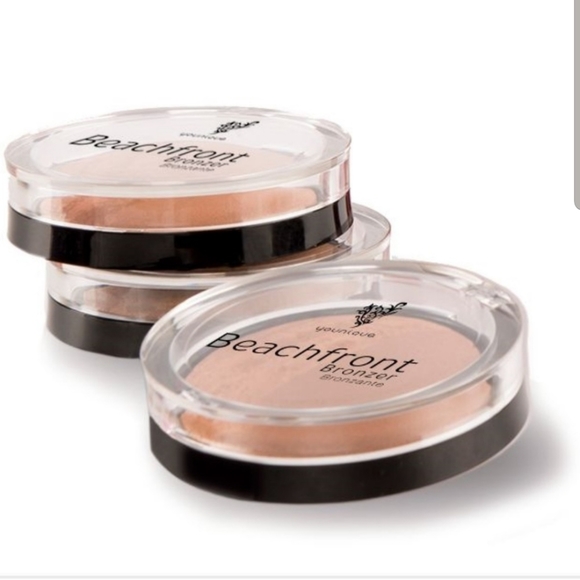 Bronzer By Younique New - Picture 3 of 3